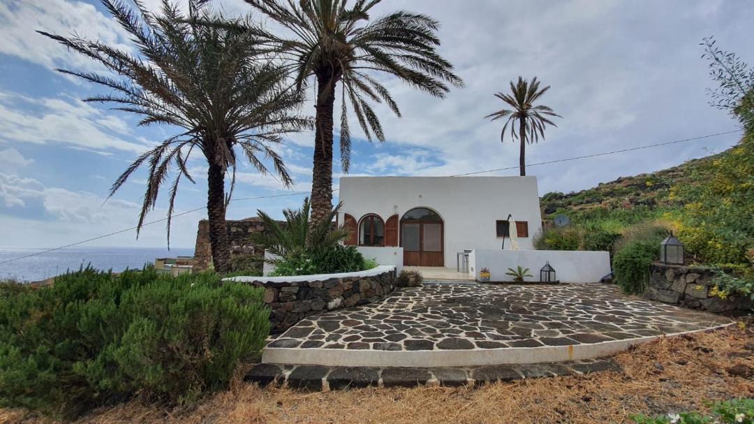 Photo of Others in Pantelleria
