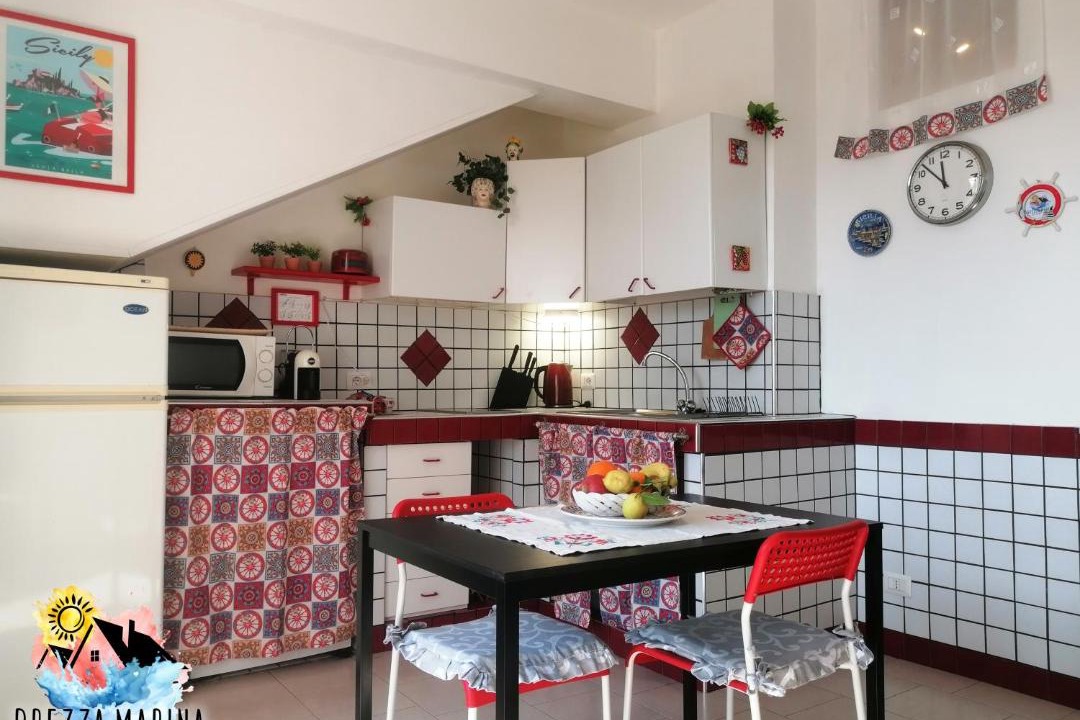 Photo of Kitchen in Santa Teresa di Riva