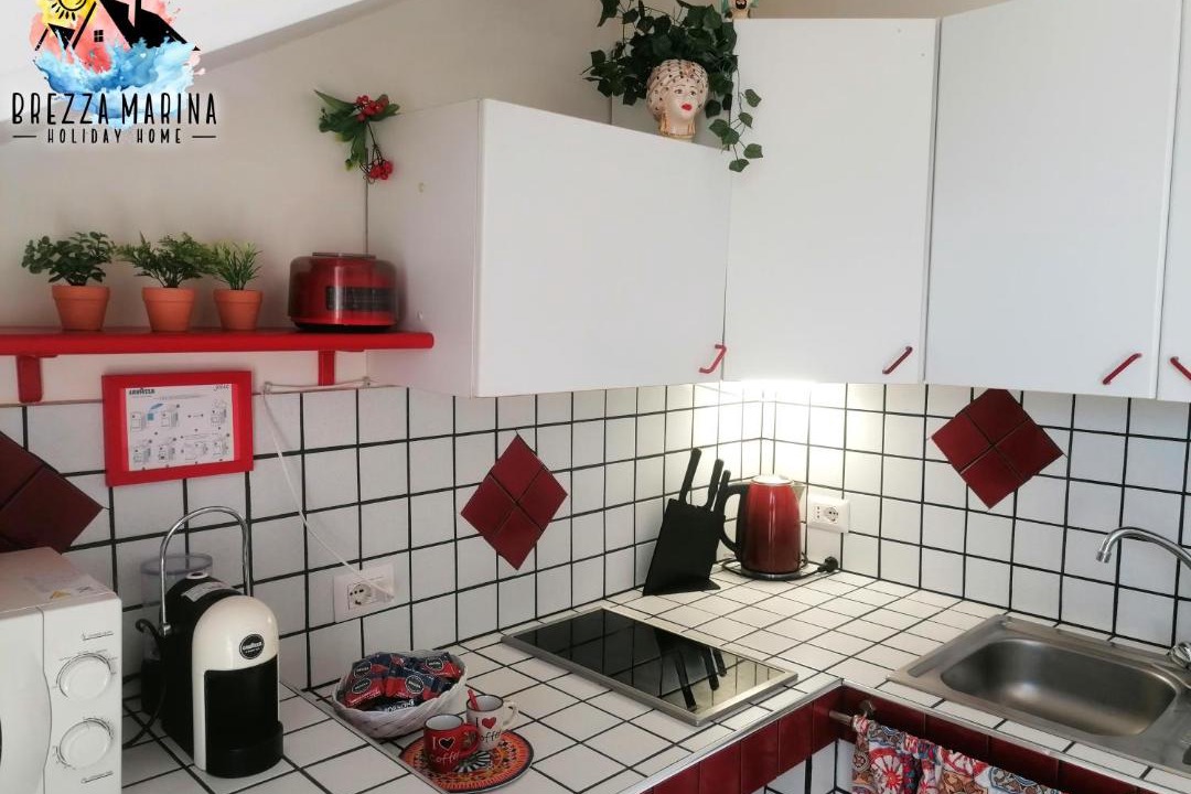 Photo of Kitchen in Santa Teresa di Riva