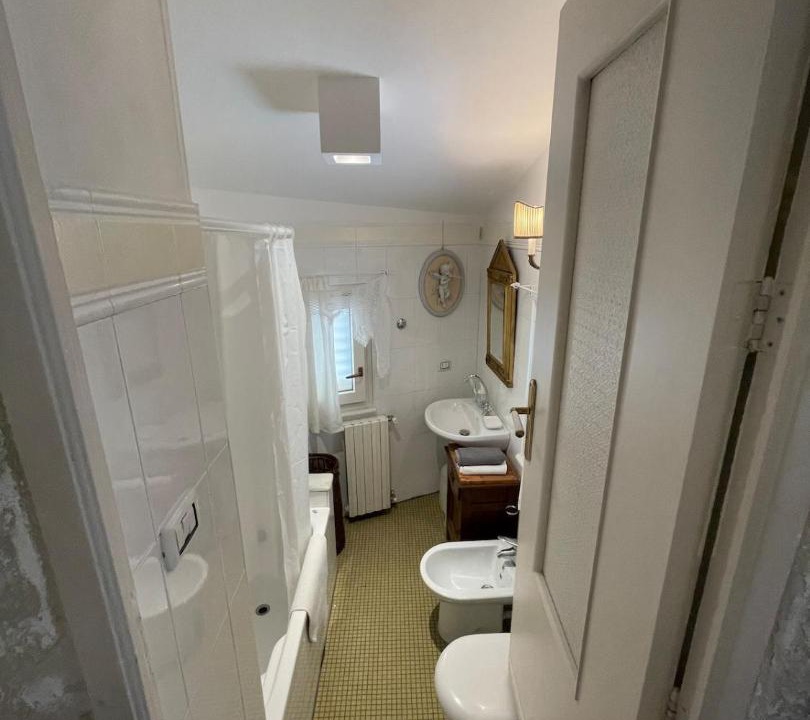 Photo of Bathroom in Enna