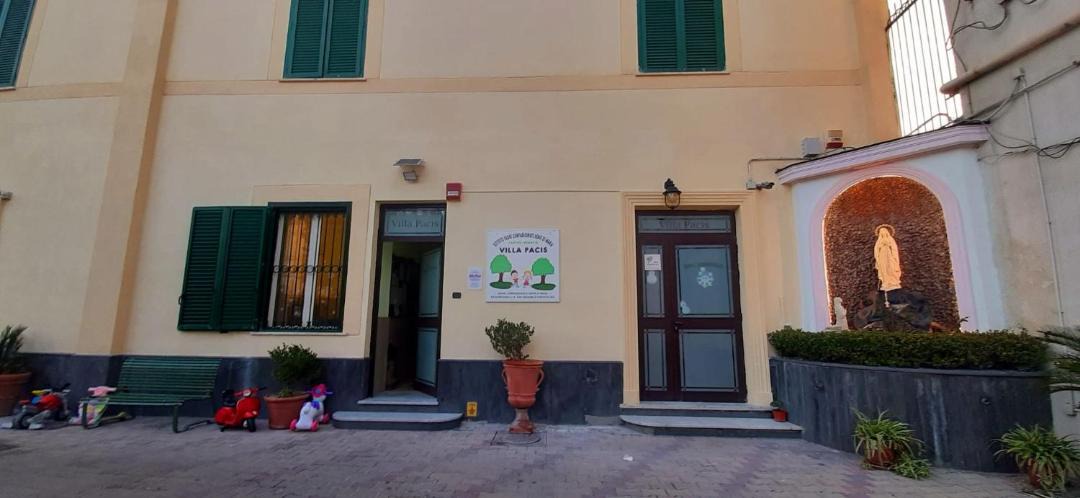 Photo of Others in Naples