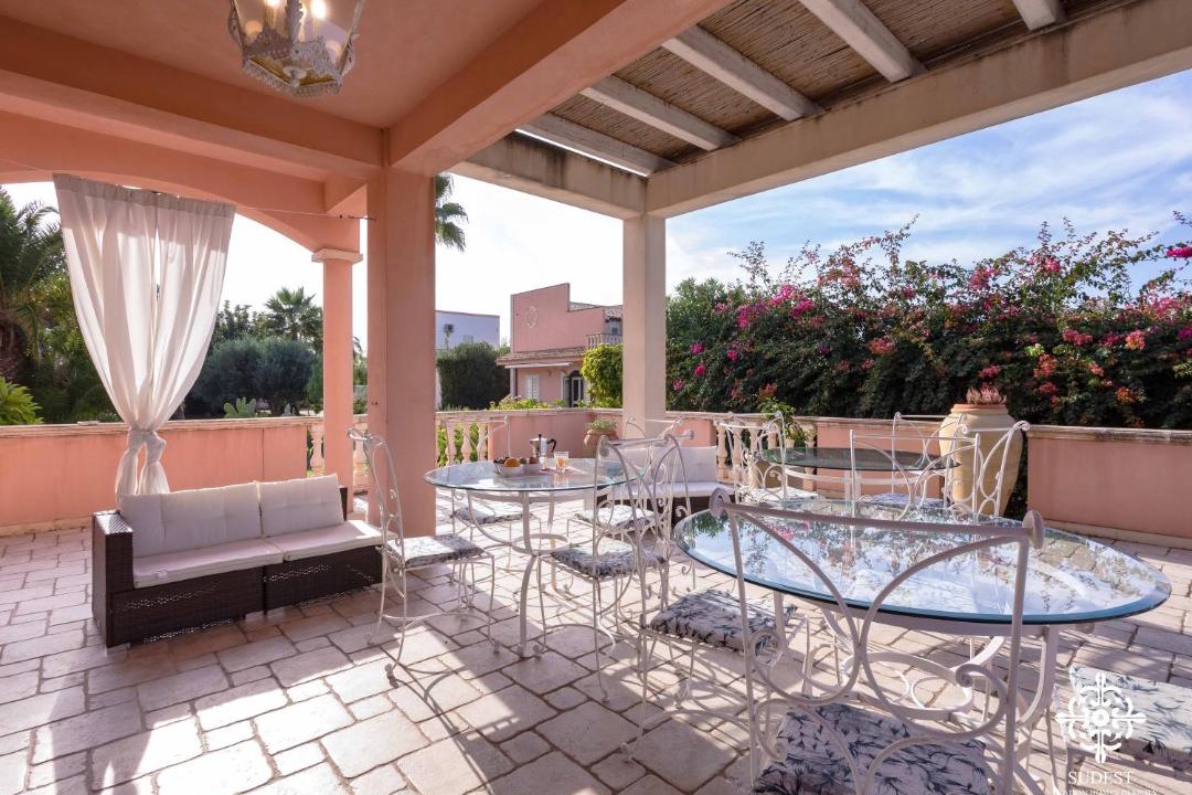 Photo of Patio Balcony in Caucana-finaiti-casuzze-finaiti Nord