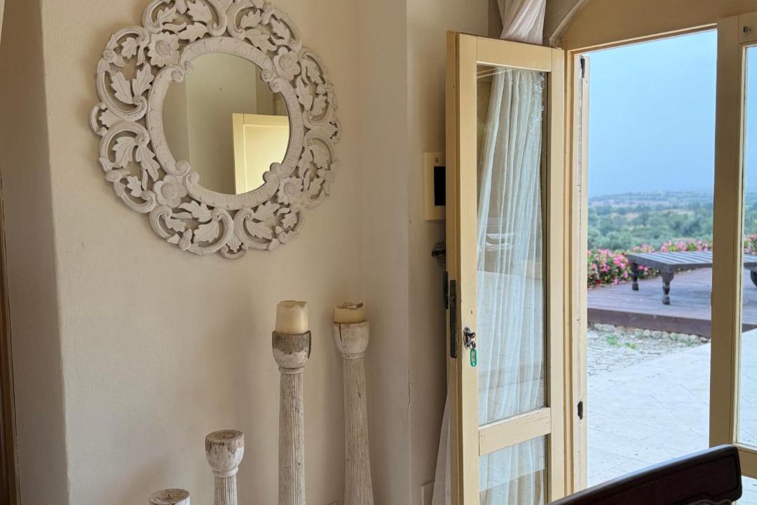 Photo of Others in Noto