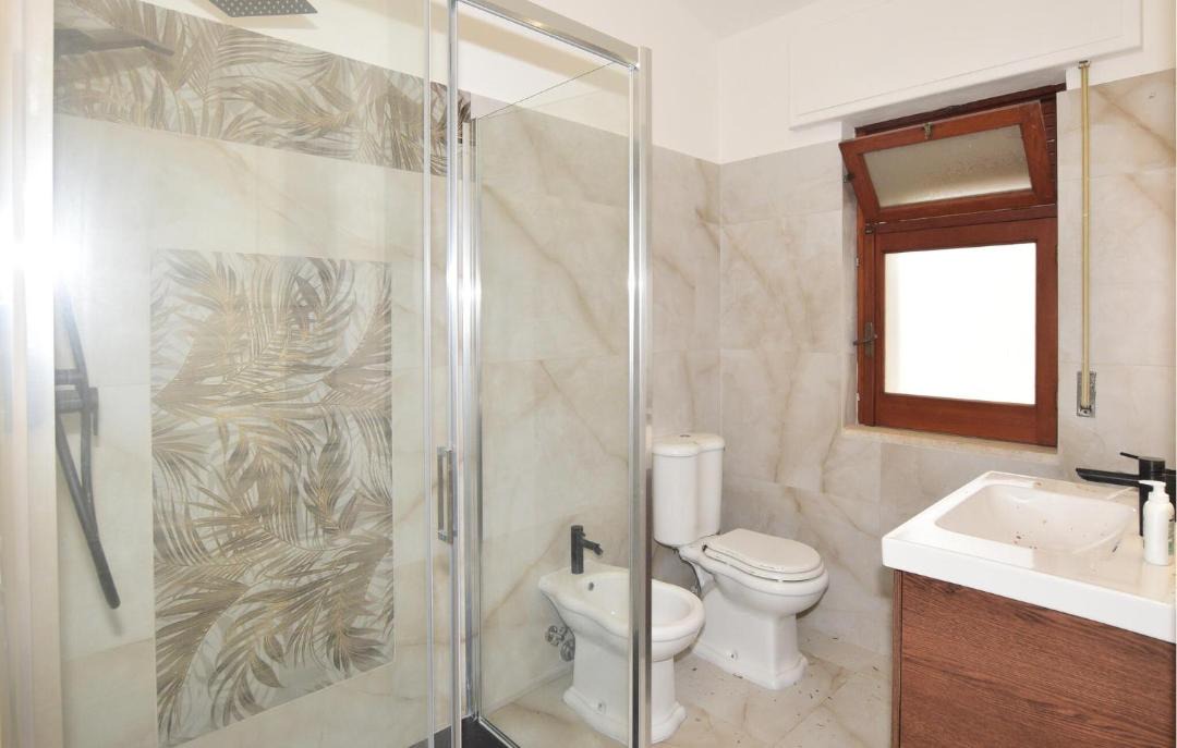 Photo of Bathroom in Brucoli