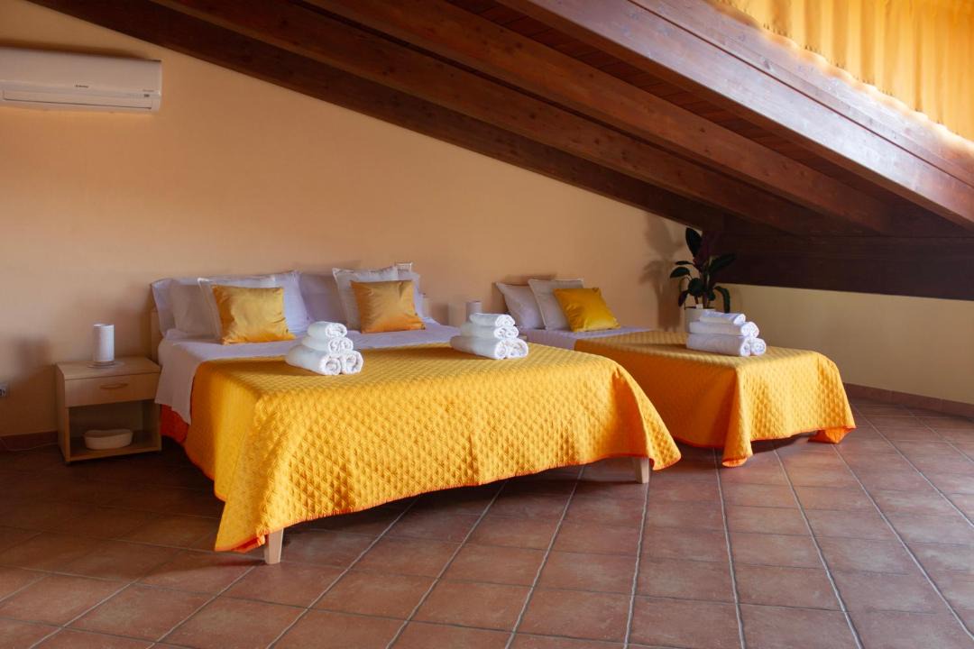 Photo of Bedroom in Capri Leone