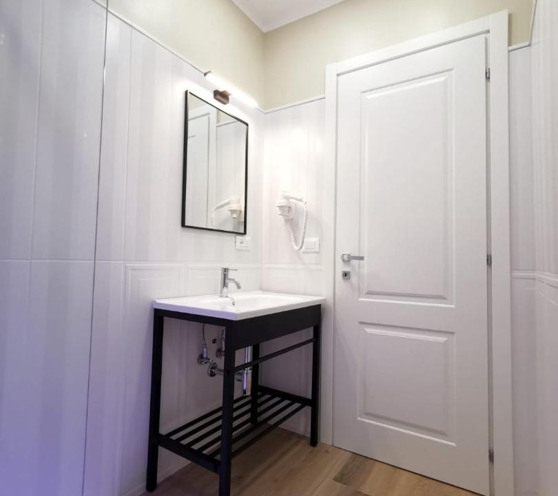 Photo of Bathroom in Quartieri Nuovi della Mosella