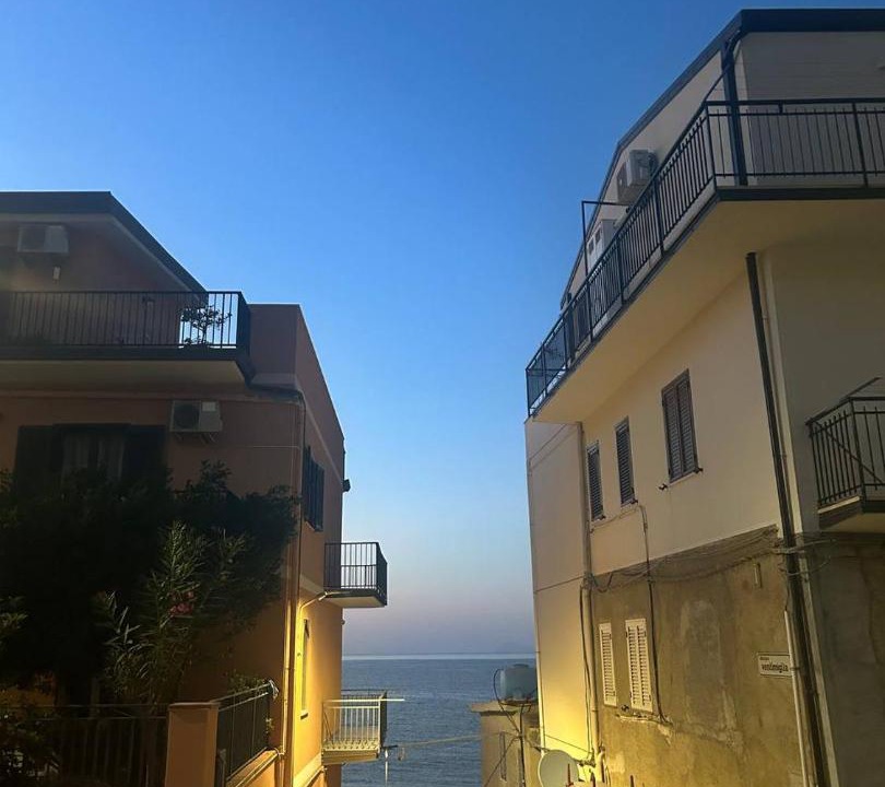 Photo of Buildings in Marina di Caronia