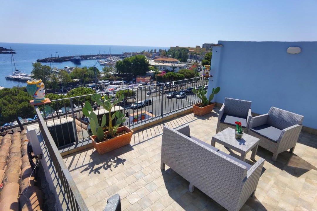 Photo of Patio Balcony in Ognina