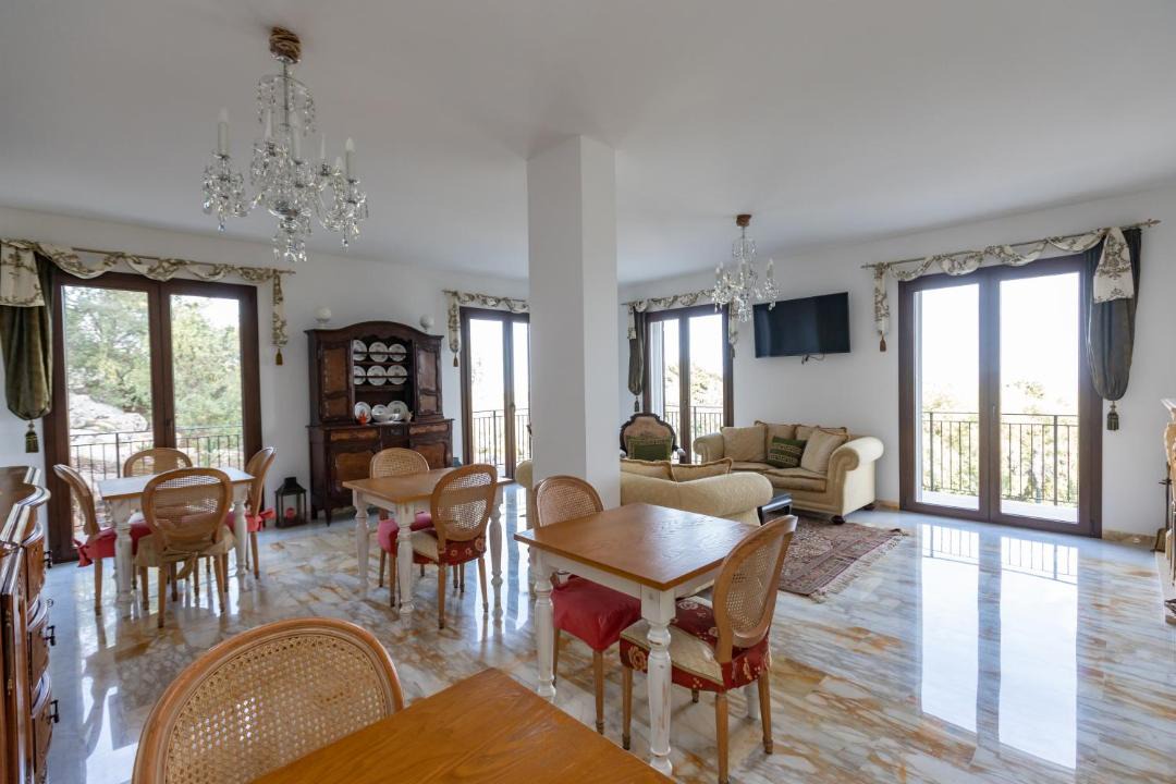 Photo of Livingroom in Belvedere
