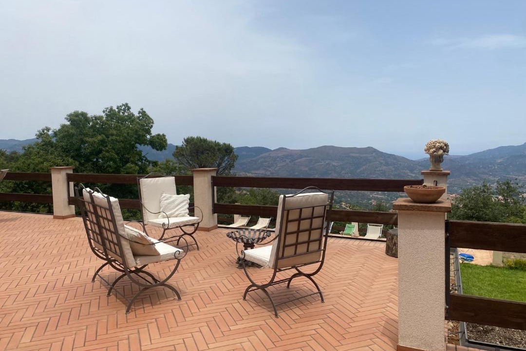 Photo of Patio Balcony in Castelbuono