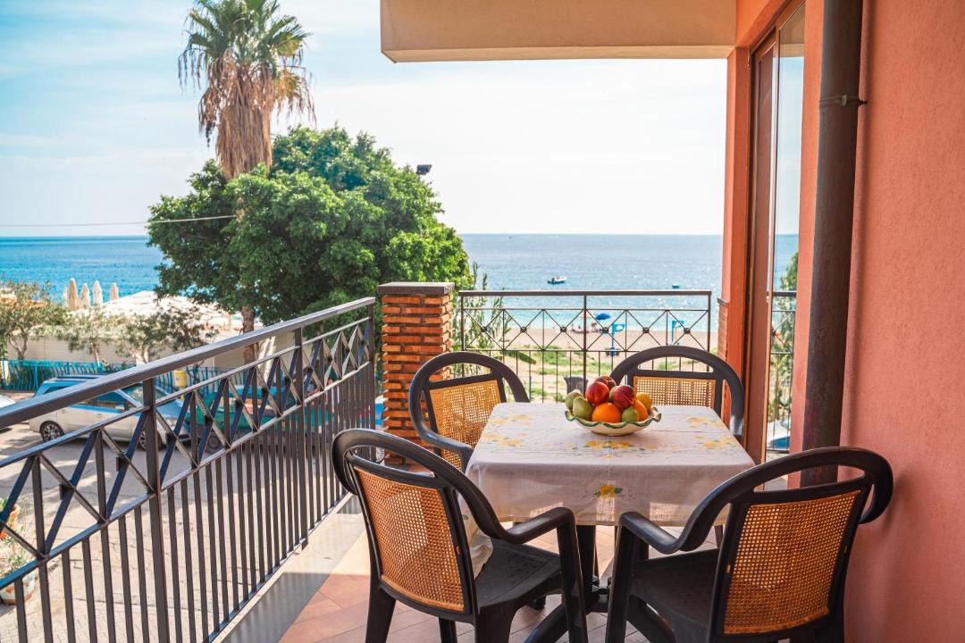 Photo of Patio Balcony in Mazzeo