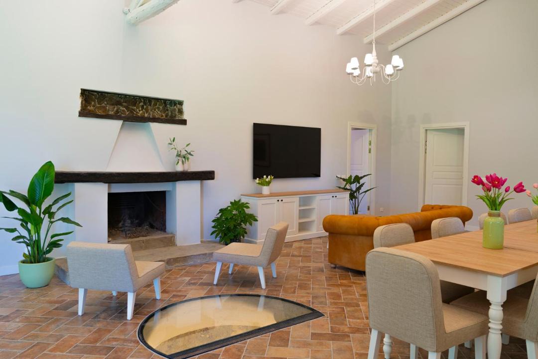 Photo of Livingroom in Mirto