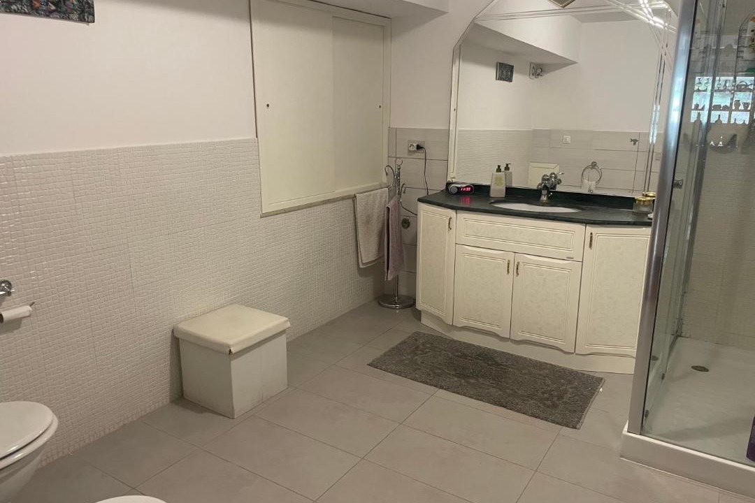 Photo of Bathroom in Addaura