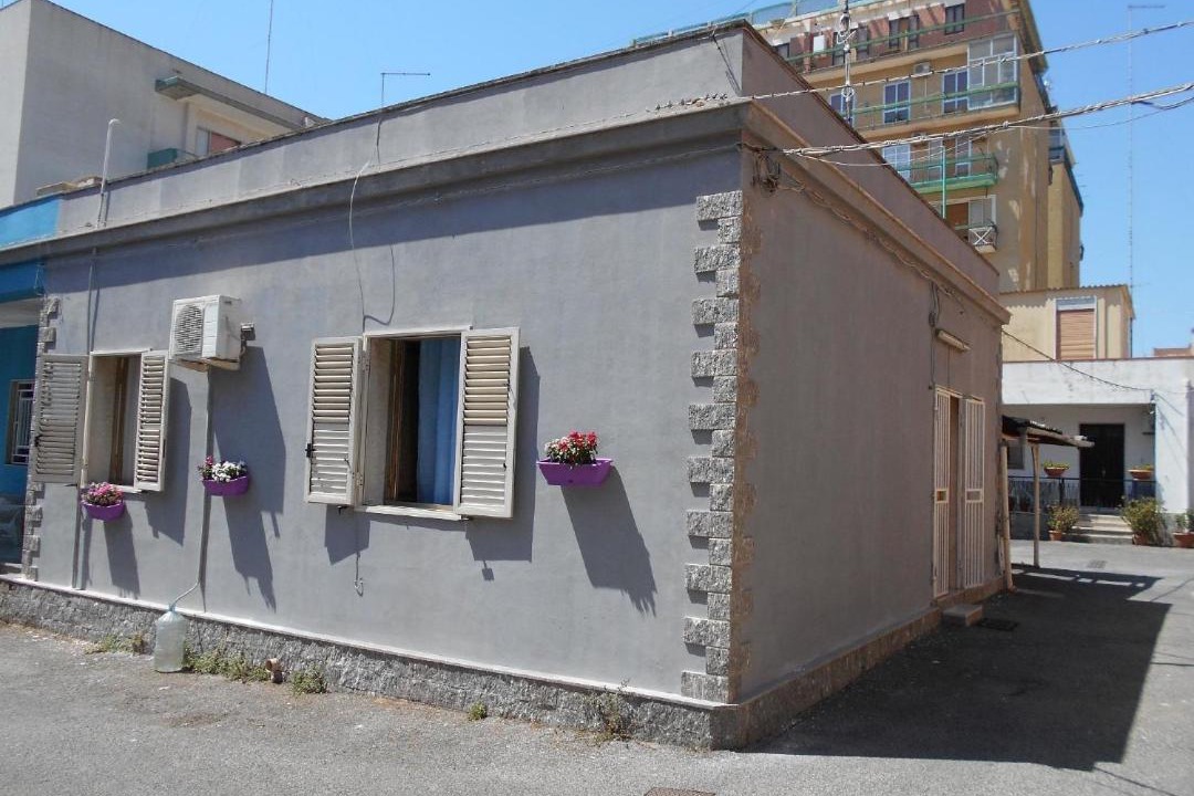 Photo of Buildings in Grottasanta
