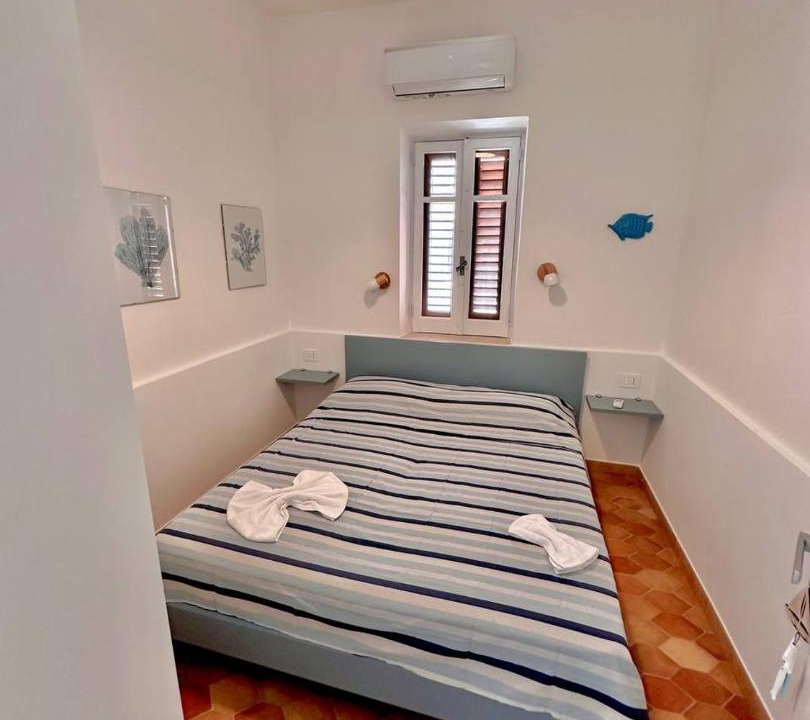 Photo of Bedroom in Vulcano Porto