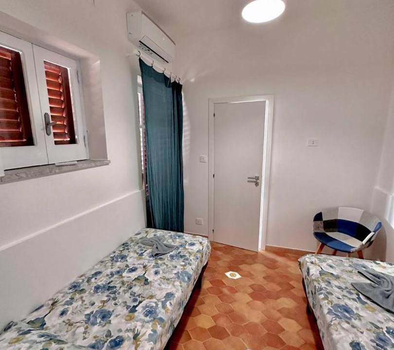 Photo of Bedroom in Vulcano Porto