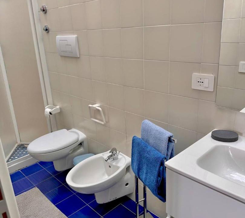 Photo of Bathroom in Vulcano Porto