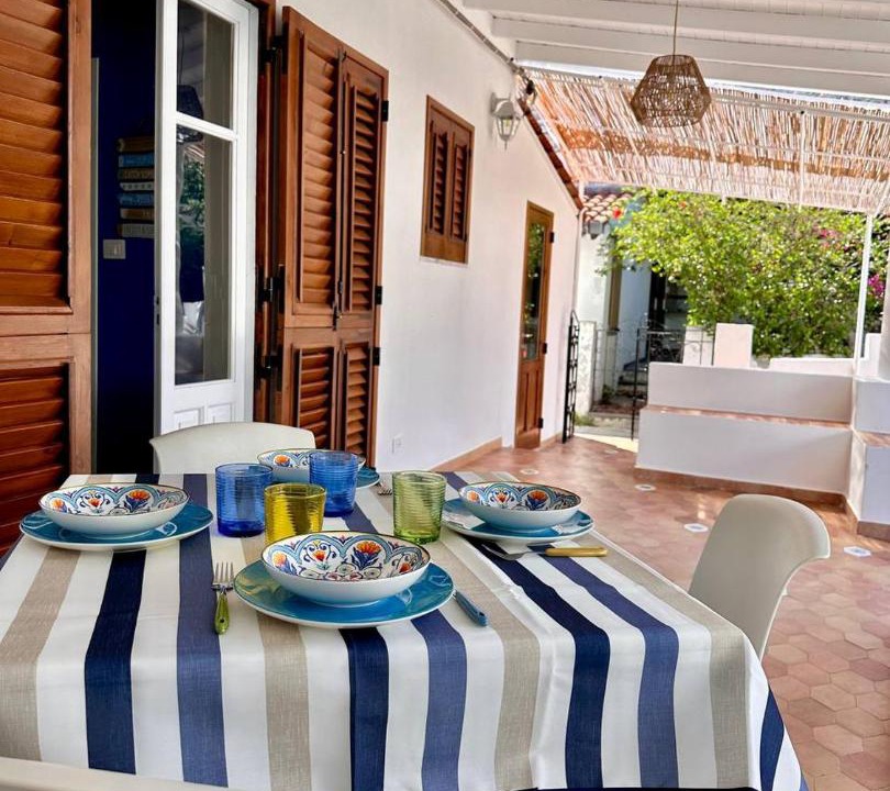 Photo of Patio Balcony in Vulcano Porto