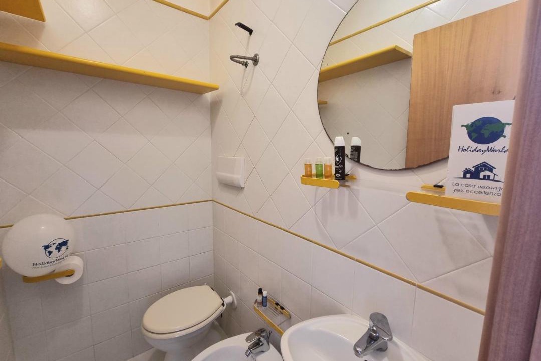 Photo of Bathroom in Contrada Pistavecchia 2