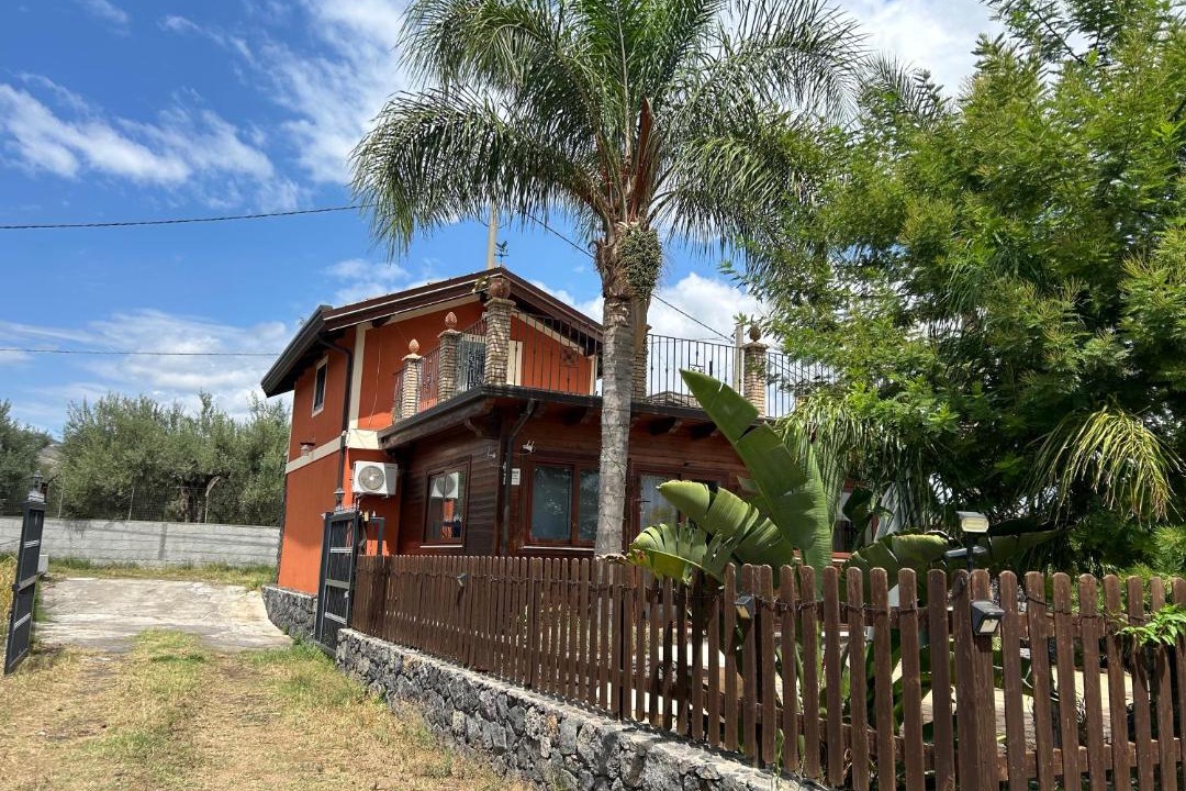 Photo of Others in Calatabiano