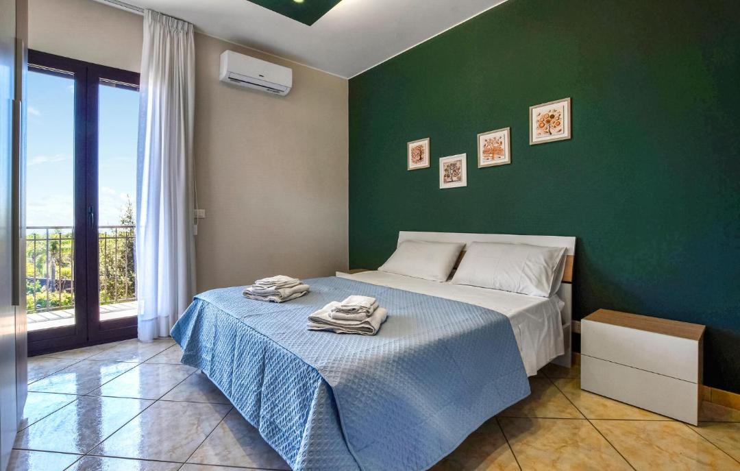 Photo of Bedroom in Lavinaio-Monterosso