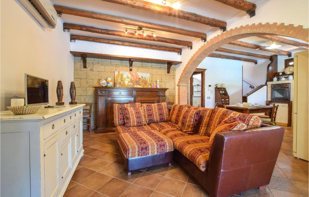 Photo of Livingroom in Torre Colonna-sperone