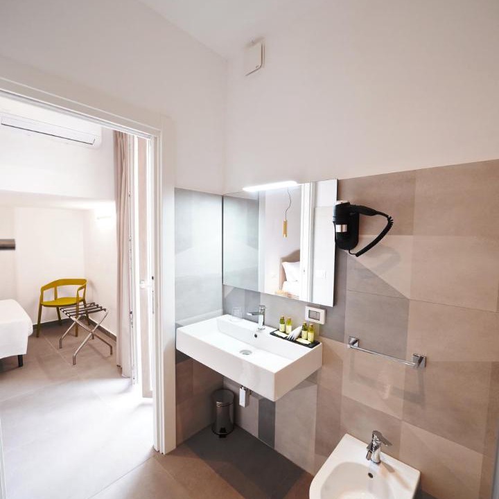 Photo of Bathroom in Lascari