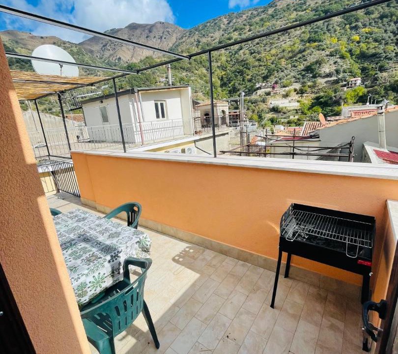 Photo of Patio Balcony in Fiumedinisi
