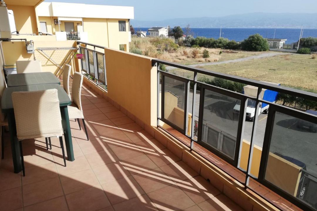 Photo of Patio Balcony in Mili San Pietro