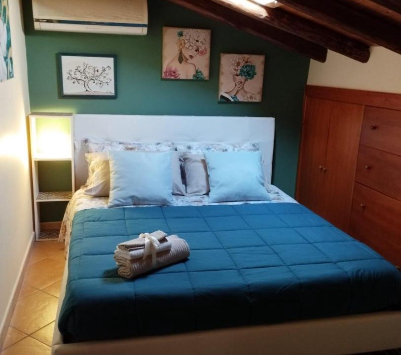 Photo of Bedroom in Milo