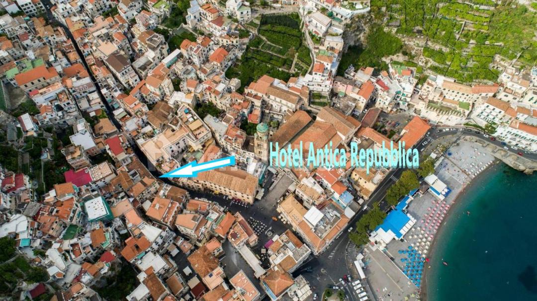 Photo of Others in Amalfi