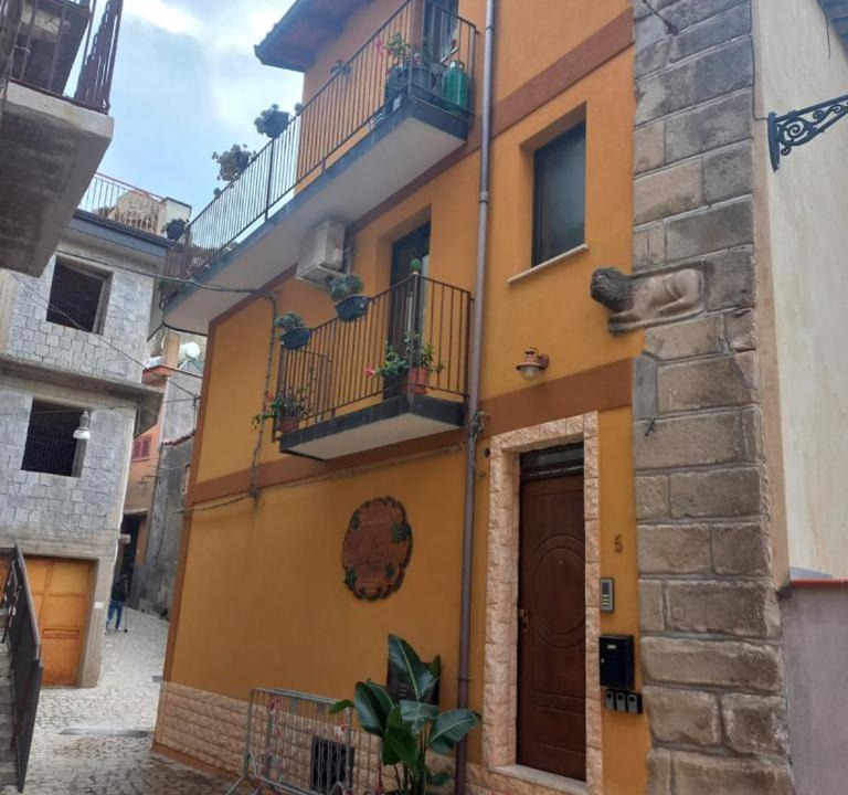 Photo of Buildings in Motta Camastra