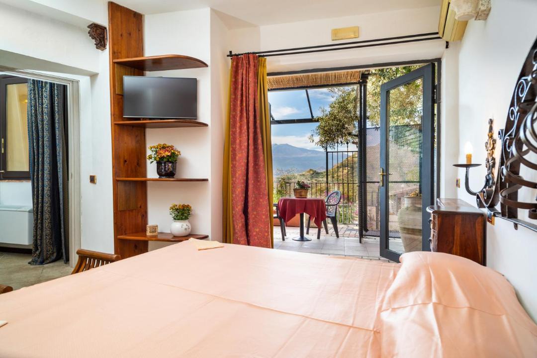 Photo of Bedroom in Castelmola