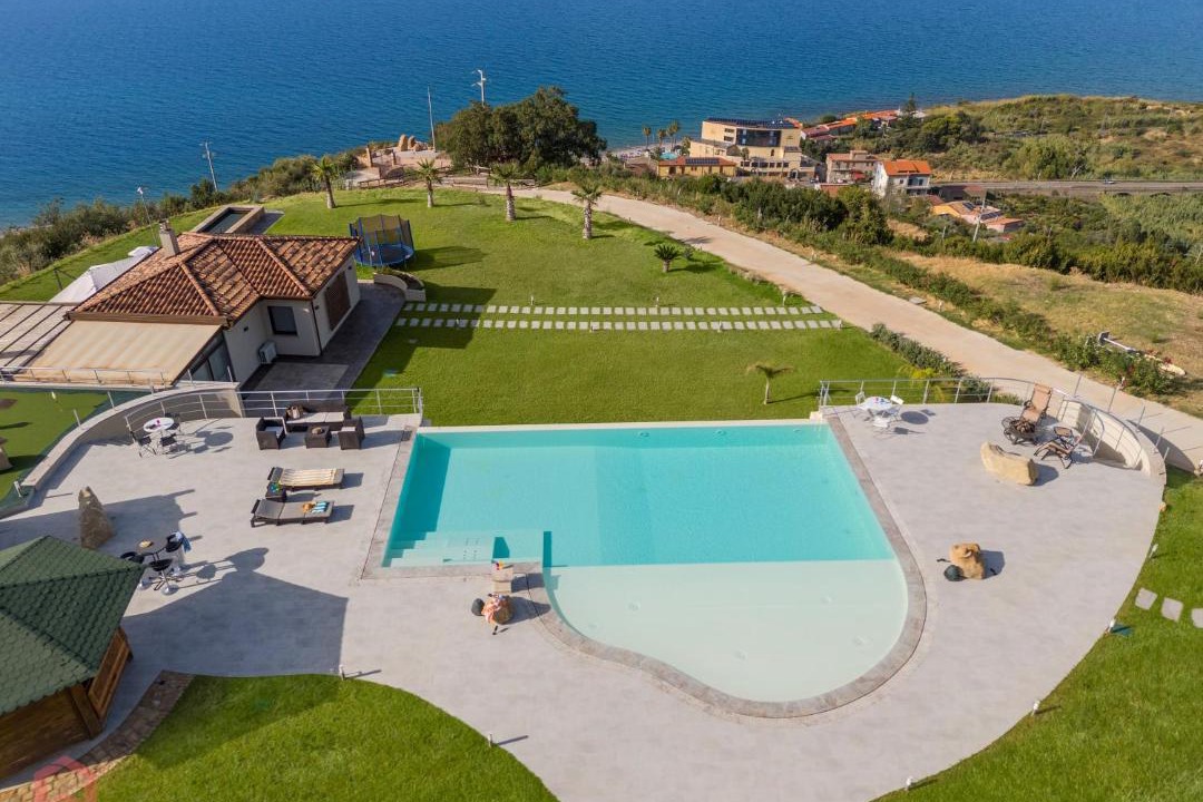 Photo of Outdoor in Canneto di Caronia