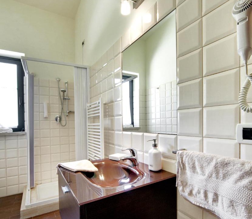 Photo of Bathroom in Mitogio