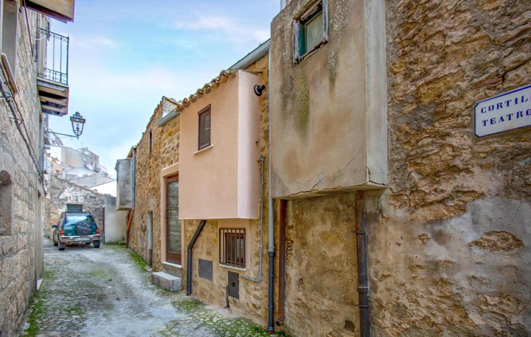 Photo of Buildings in Gangi