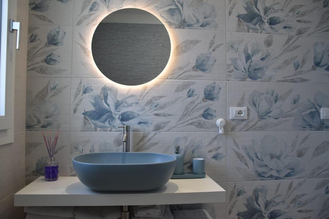Photo of Bathroom in Avola