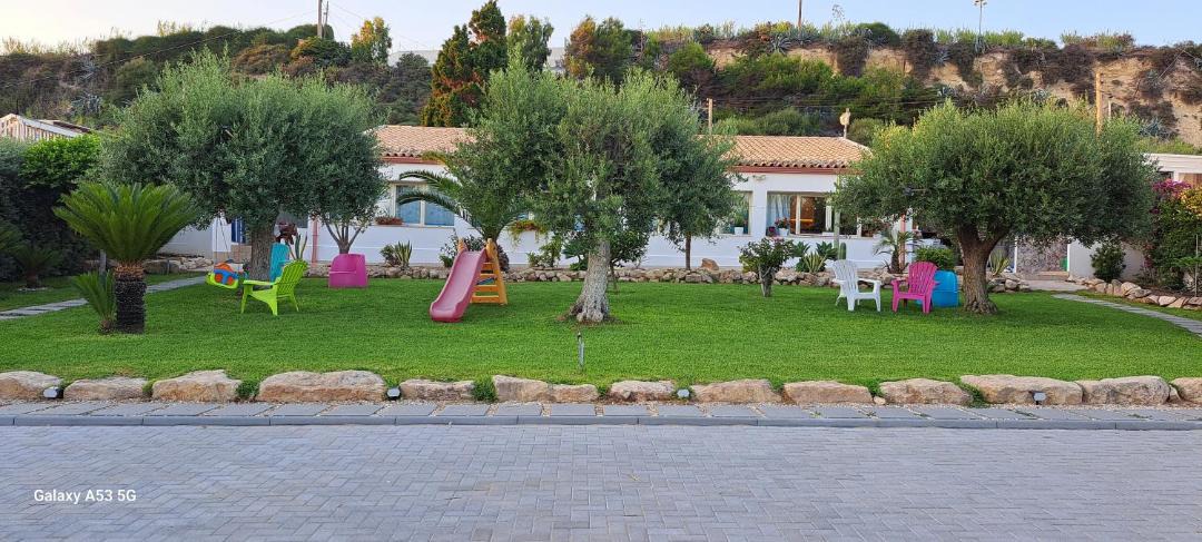 Photo of Others in Bove Marino