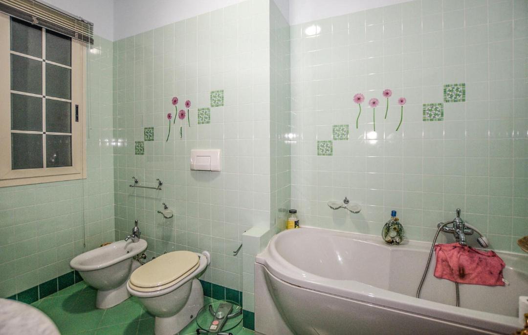 Photo of Bathroom in Comiso