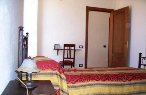 Photo of Bedroom in Patti