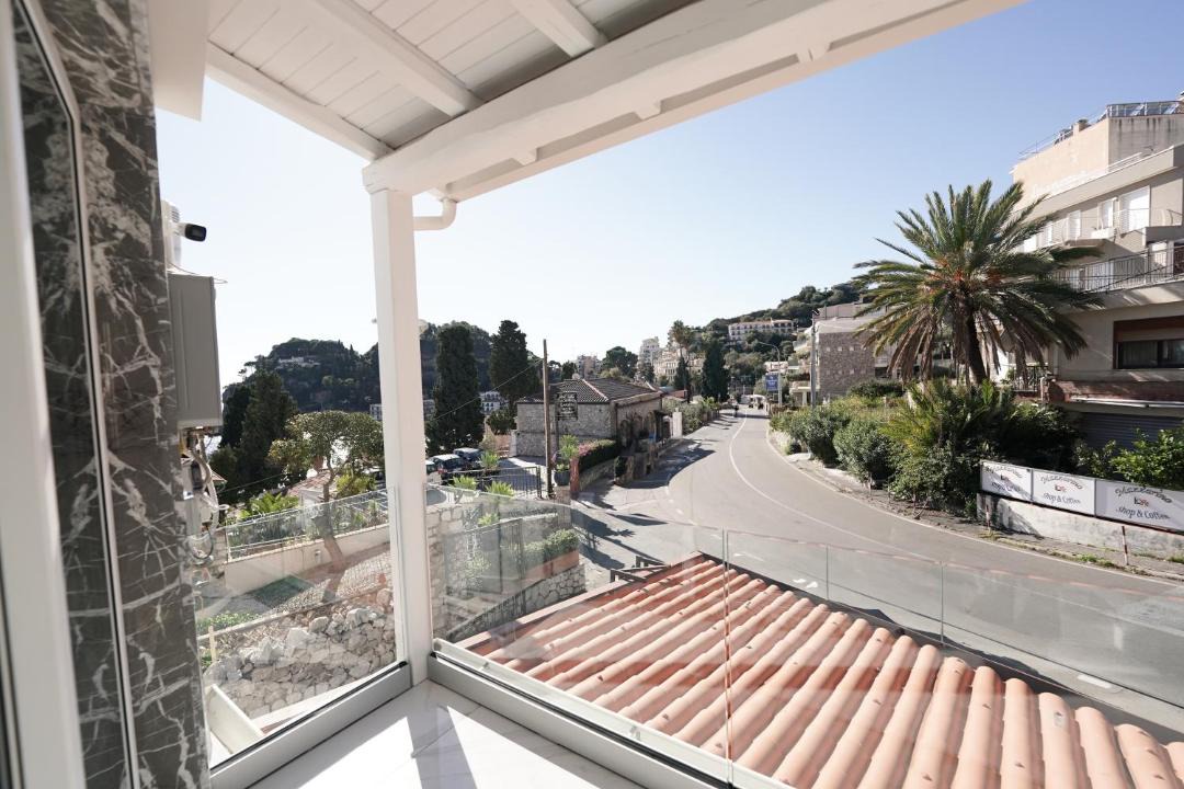 Photo of Patio Balcony in Mazzaro