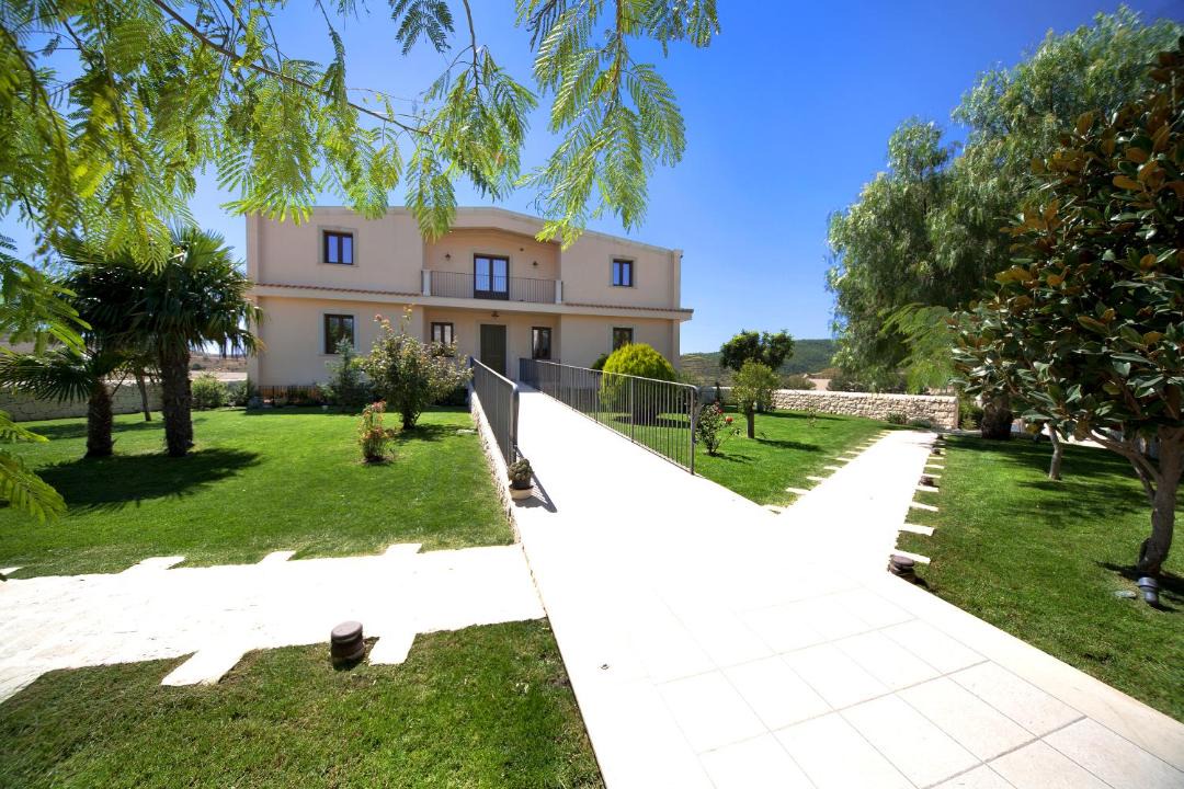 Photo of Others in Giarratana