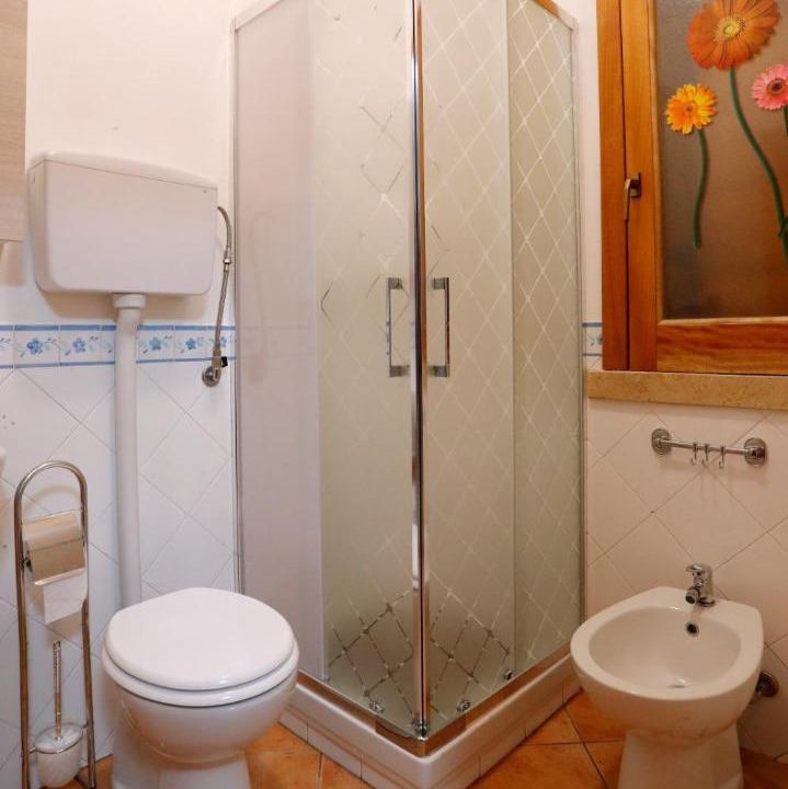 Photo of Bathroom in Macari
