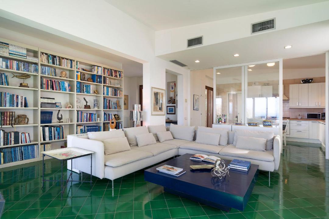 Photo of Livingroom in Costa Saracena-Castelluccio