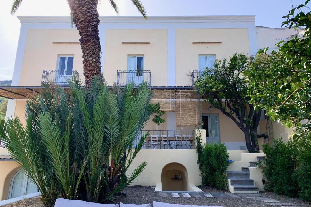 Photo of Buildings in Lingua