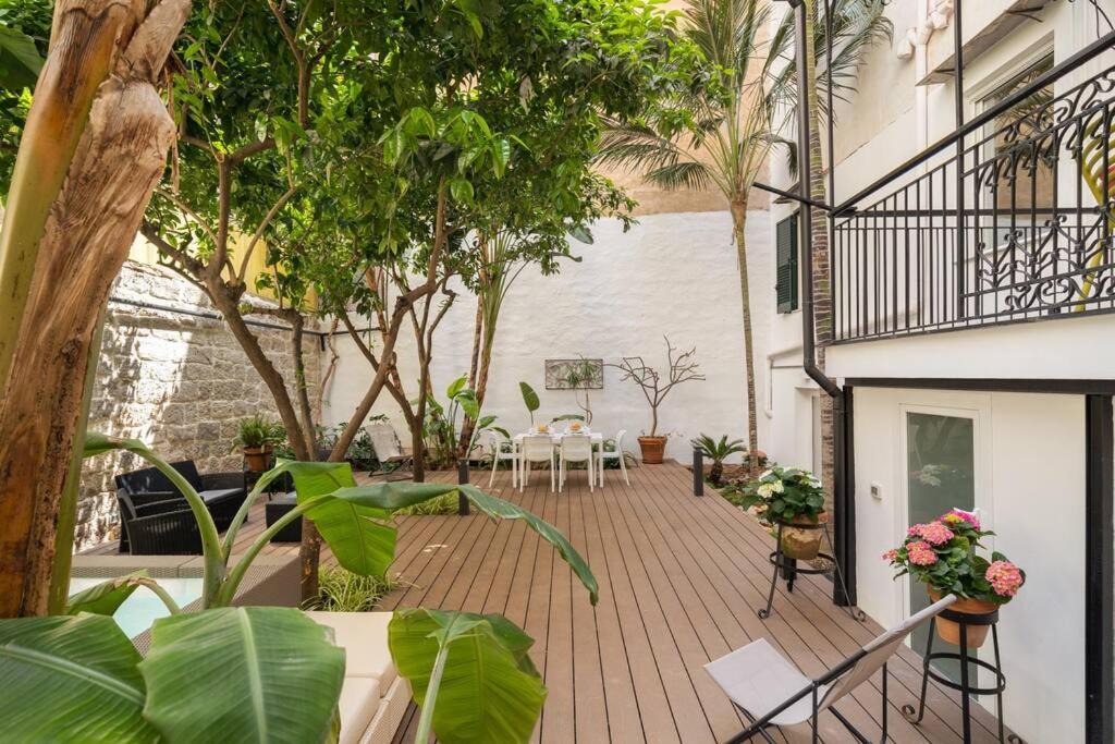 Photo of Patio Balcony in Ruggero Settimo