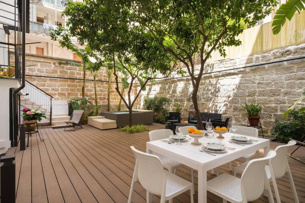 Photo of Patio Balcony in Ruggero Settimo
