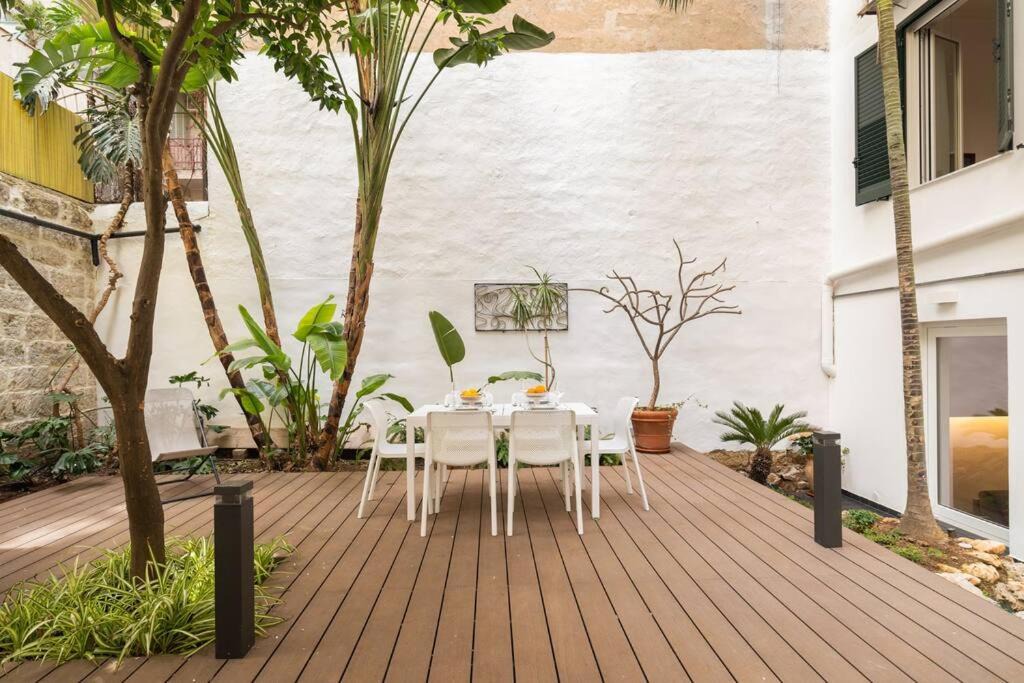 Photo of Patio Balcony in Ruggero Settimo