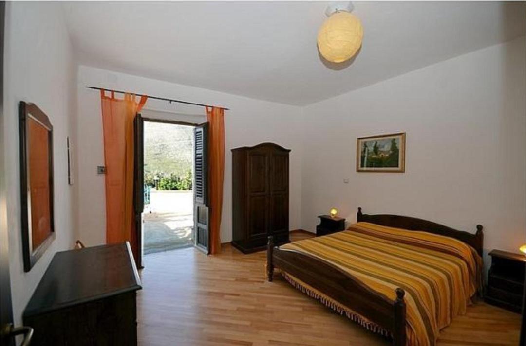 Photo of Bedroom in Castelluzzo