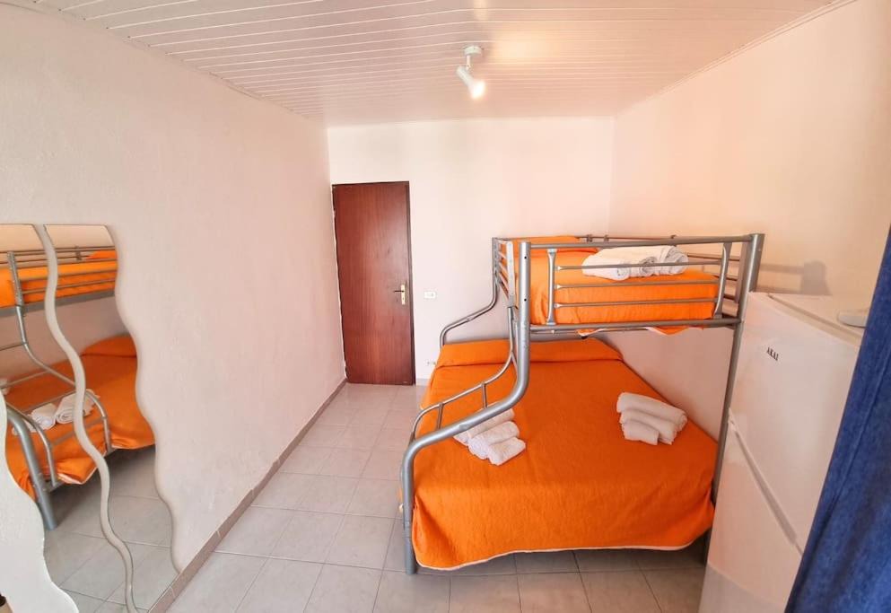 Photo of Bedroom in Vulcano Porto